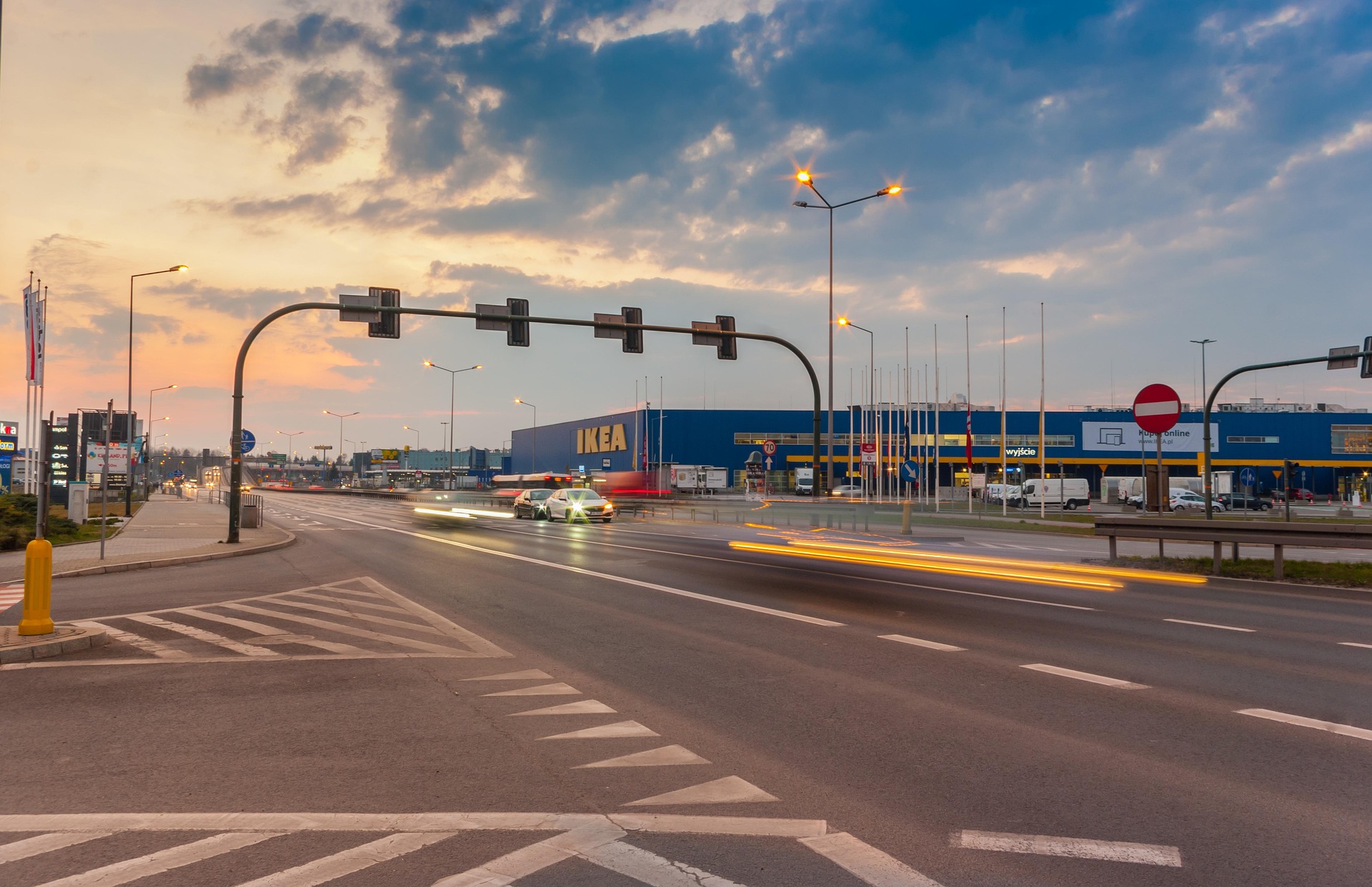 IKEA ohlásila zníženie počtu zamestnancov o 850