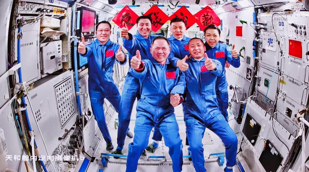 Astronauti misie Šen-čou-23 vstúpili na čínsku vesmírnu stanicu Tiangong