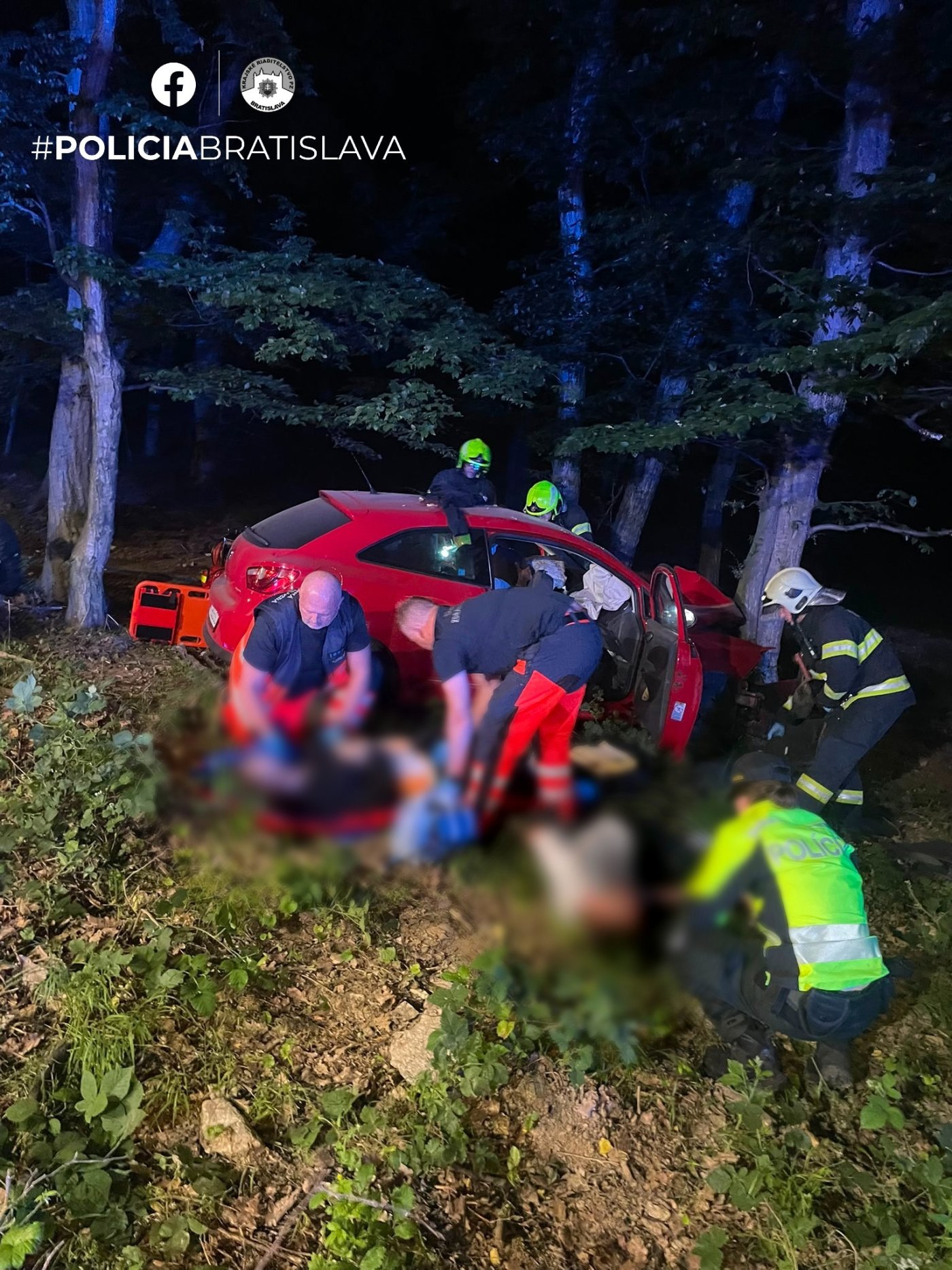 Vážna nehoda na Ceste na Kamzík: Zranili sa piati ľudia