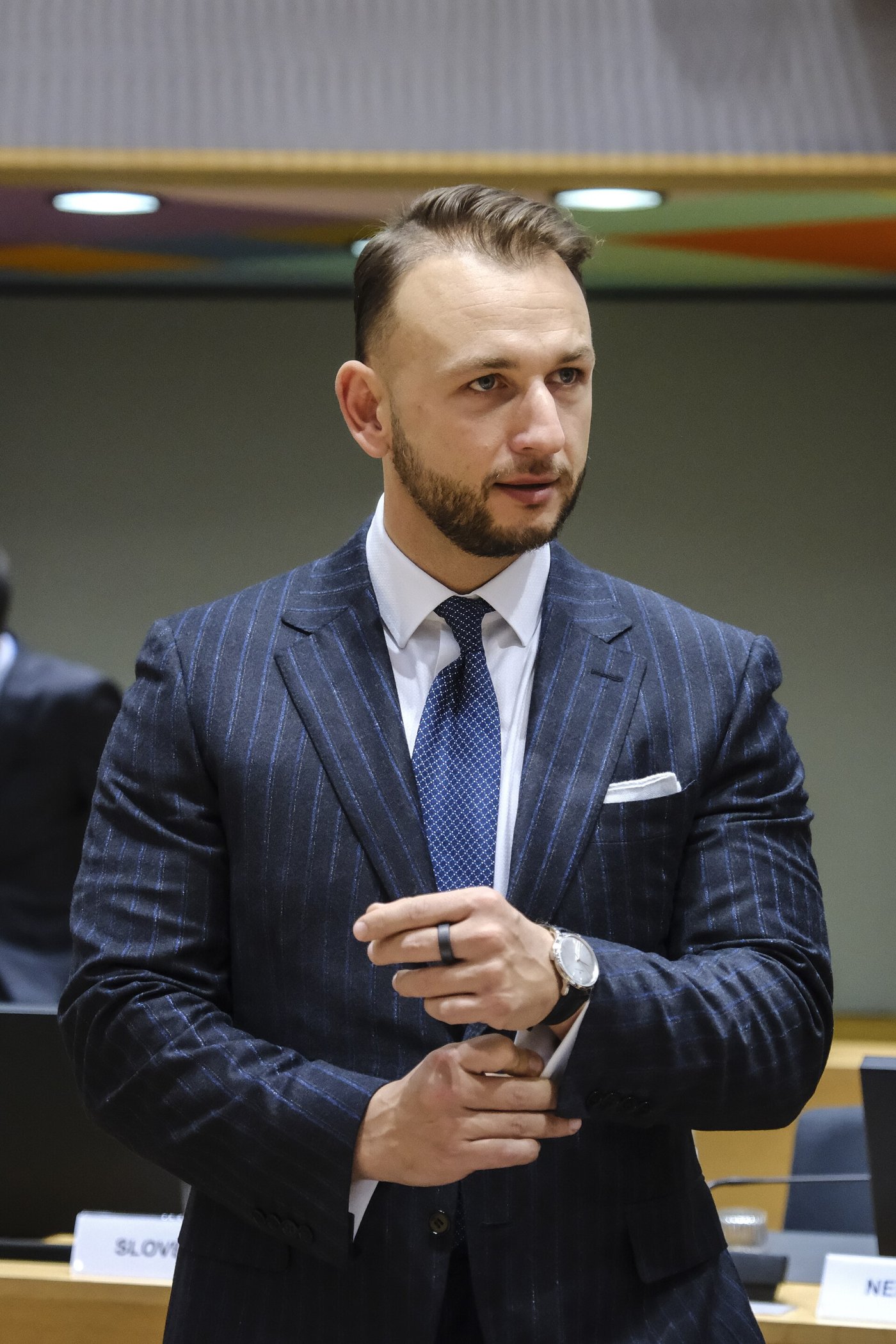 Krajský súd vyhovel odvolaniu Šutaja Eštoka v spore s čurillovcami
