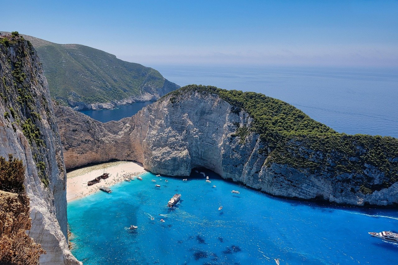 Zaplatená dovolenka sa zmenila na stres. Majiteľ apartmánu v Grécku žiadal od turistky stovky eur navyše