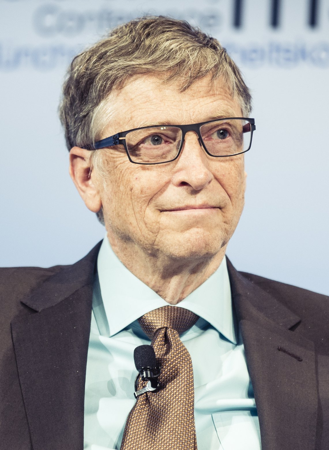 Bill Gates pripustil, že sa mohol stretnúť s Epsteinovými obeťami: Tvrdí však, že o zločinoch nevedel