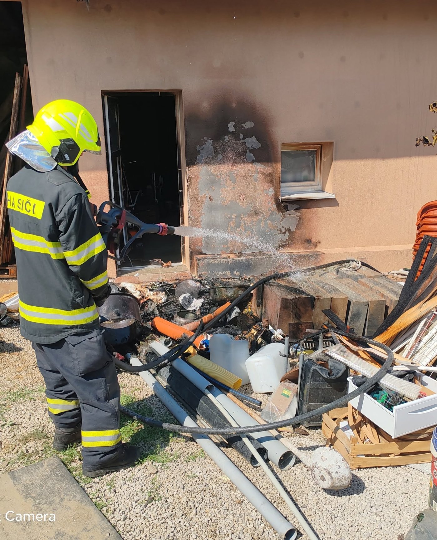 Šialené horúčavy. V slovenskej dedinke zaznamenali samovznietenie! Môže sa to stať aj vám