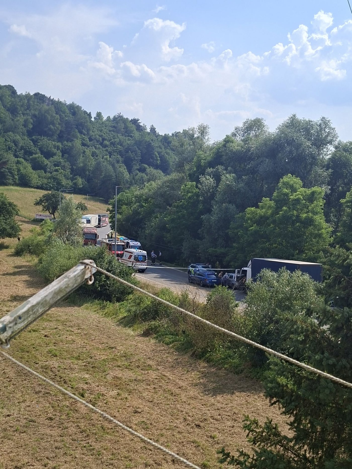 Tragická nehoda v Giraltovciach: Pri zrážke kamióna a auta zomreli dve ženy