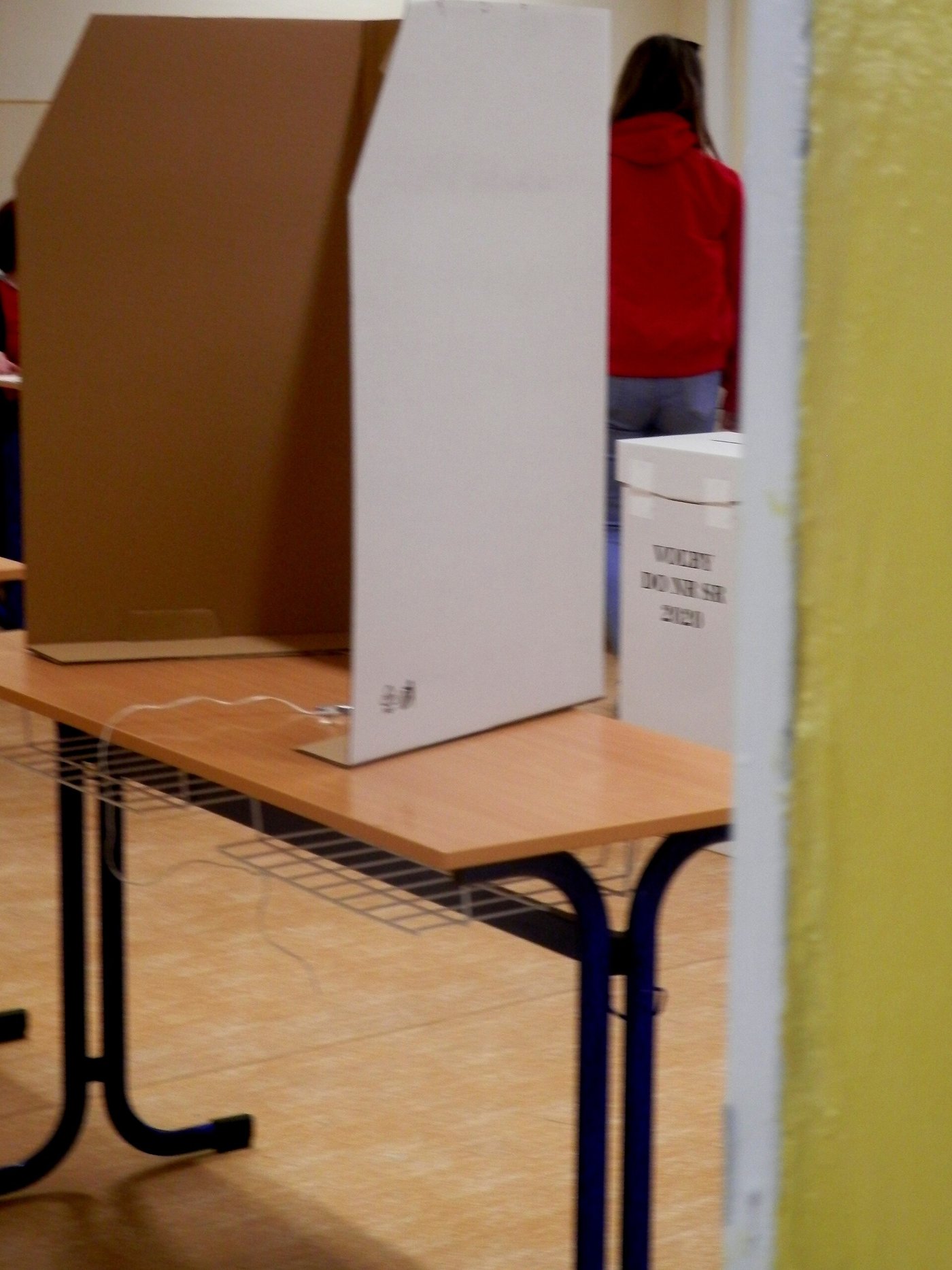 Referendum je neplatné: Účasť voličov bola príliš nízka