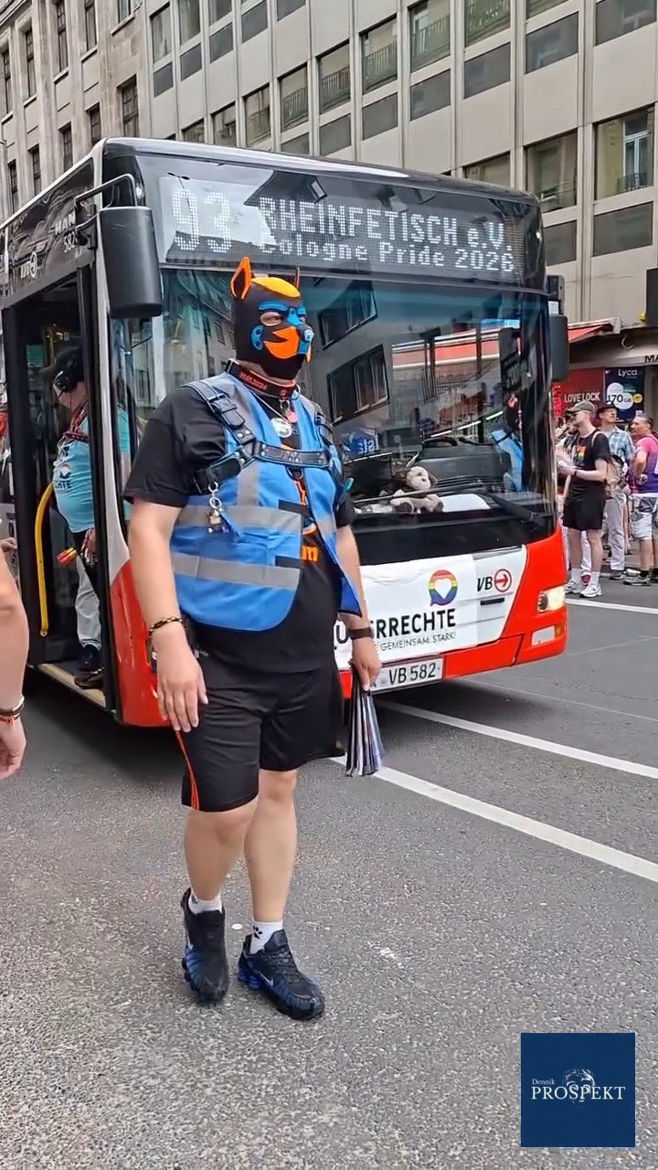 Čo je ešte normálne a čo už nie? Ulicami Nemecka pochodovali LGBT ľudia v absurdných kostýmoch.