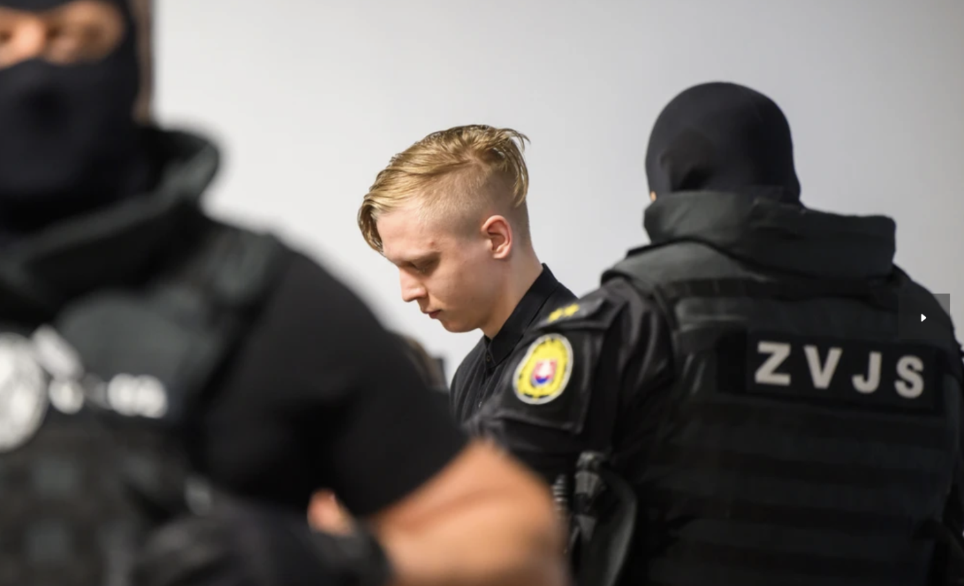 Súd odhaľuje minulosť Samuela: Školy roky upozorňovali na jeho agresívne správanie