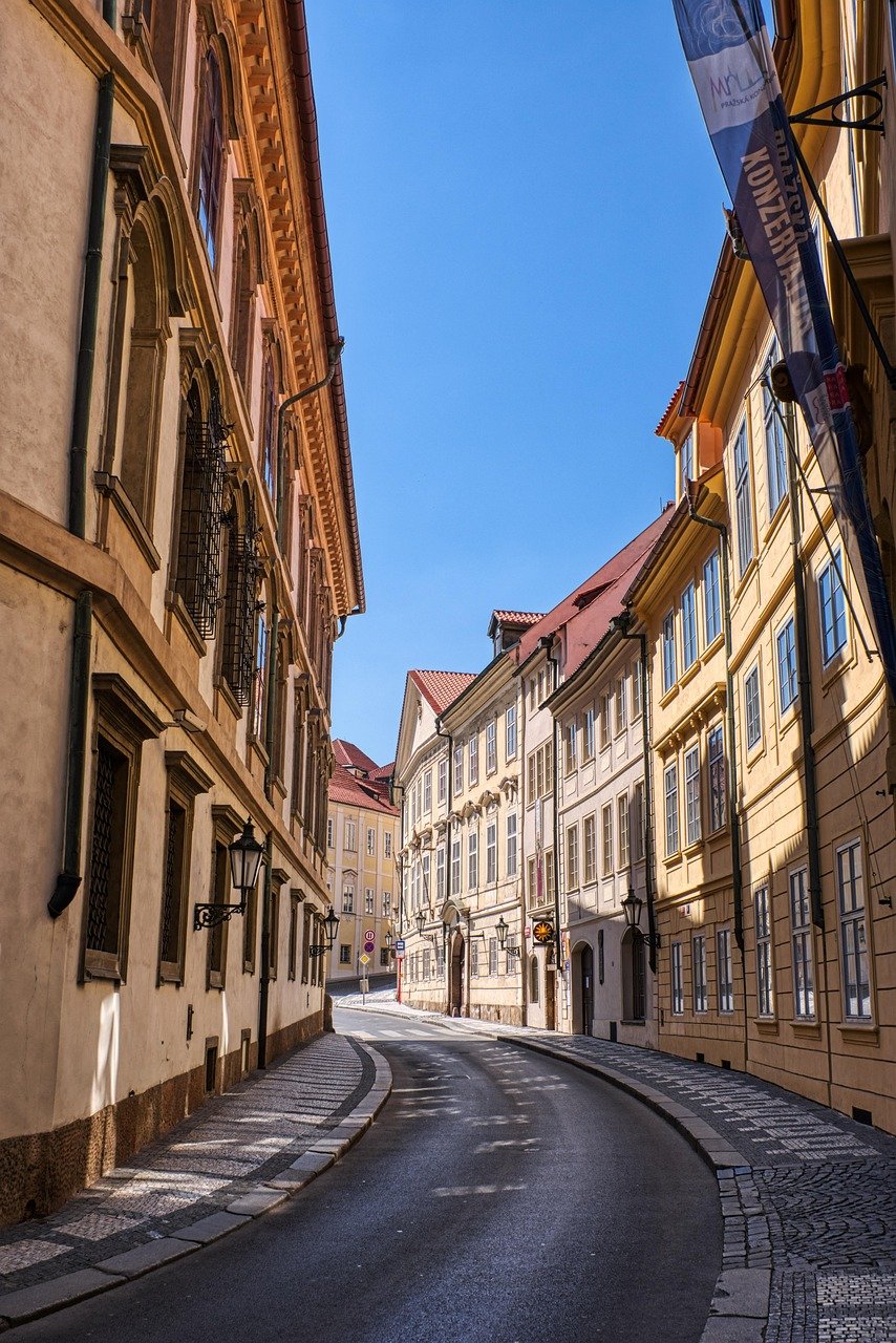 Tragédia v Prahe: Pri streľbe zomrela žena, podozrivý sa podľa polície pokúsil o samovraždu