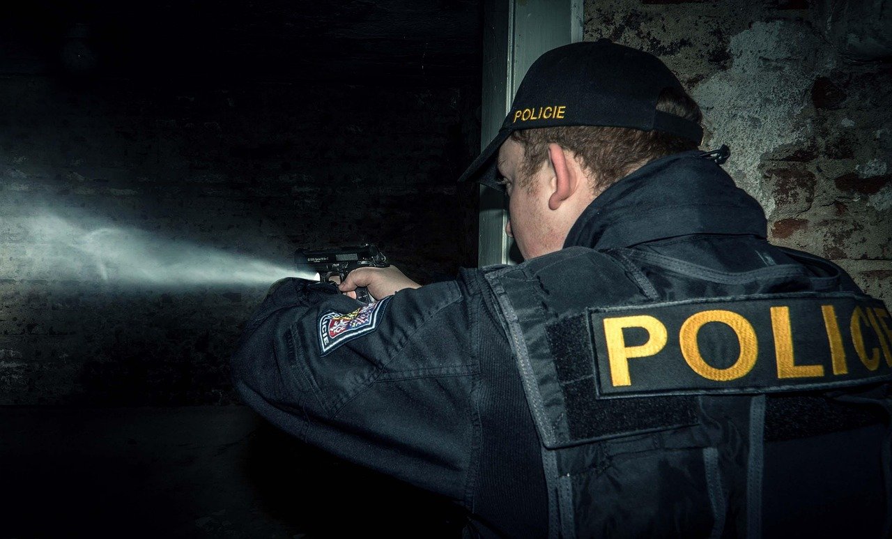 Zdrogovaný Róm zomrel po zásahu polície. Podľa európskeho súdu sú Rómovia diskriminovaní