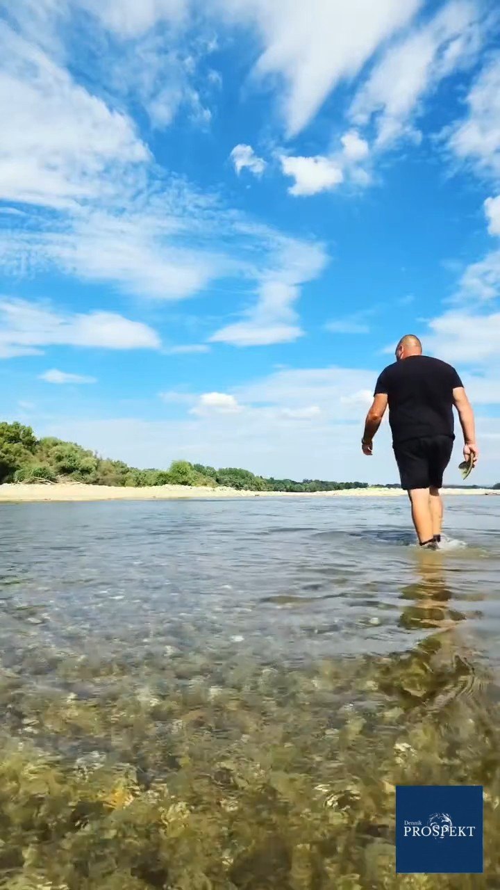 VIDEO Aké poklady skrýval Dunaj? Našli nacistickú motorku, tajomnú guľu, kosti aj keramiku